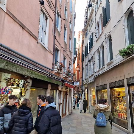 Appartamento Al Centro Di Venezia 6 Posti Letto Exterior foto